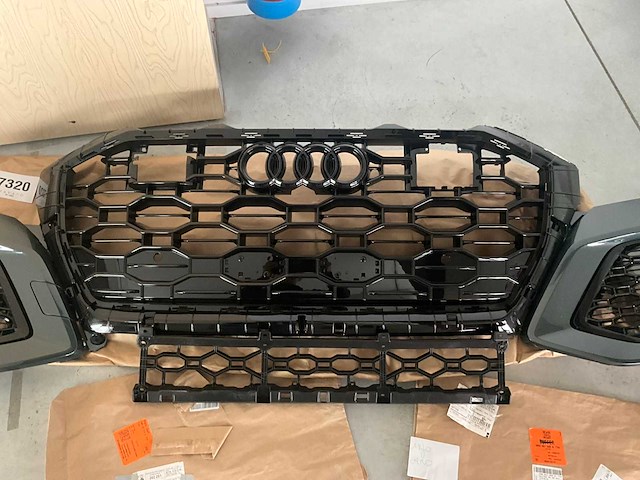 Audi q8 voorbumper grill kit (nieuw) - afbeelding 8 van  14