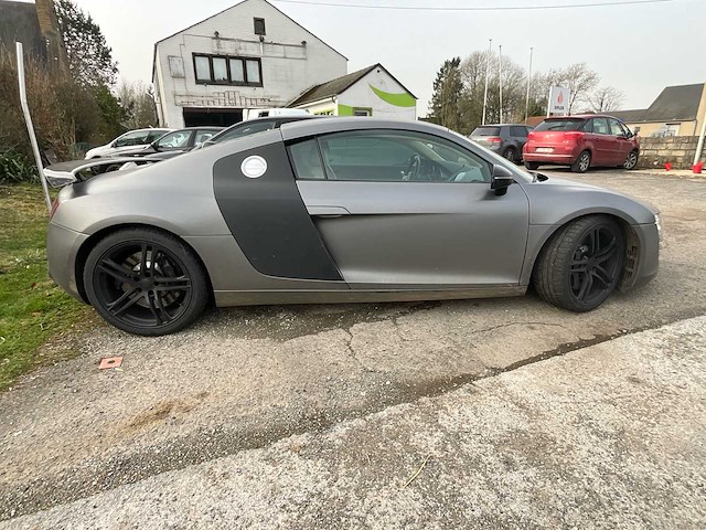 Audi r8 v8 2009 - afbeelding 39 van  43