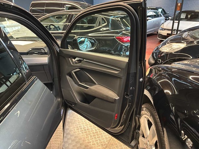 Audi rs q3 sport back 2022 - afbeelding 44 van  62