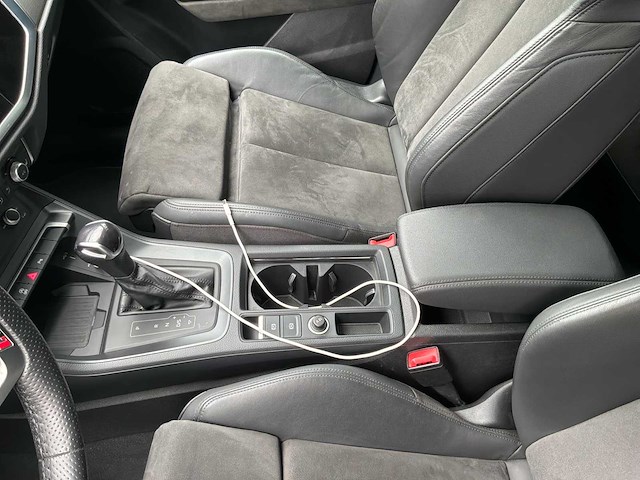 Audi rs q3 sportback 2023 – 2,5 tfsi – 400 pk – quattro – automatische auto - afbeelding 15 van  49