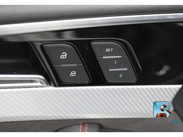 Audi rs4 - afbeelding 24 van  59