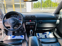 Audi s3 auto uit 1999 - afbeelding 2 van  16