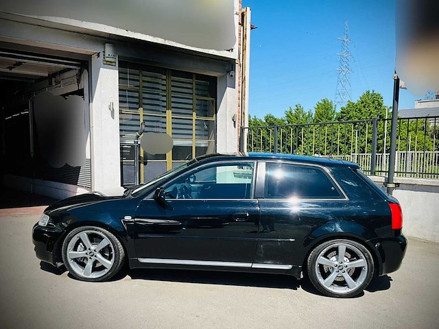 Audi s3 auto uit 1999 - afbeelding 9 van  16