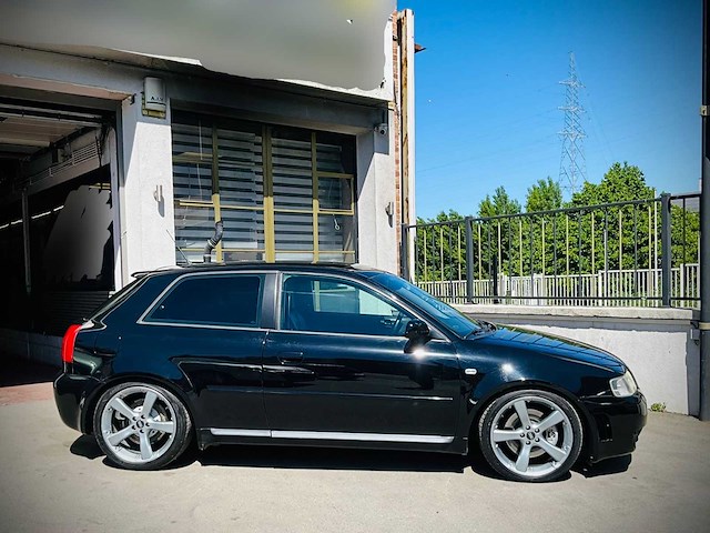 Audi s3 auto uit 1999 - afbeelding 13 van  16