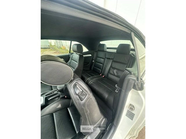 Audi s4 4,2 v8 quatro cabriolet - afbeelding 19 van  20