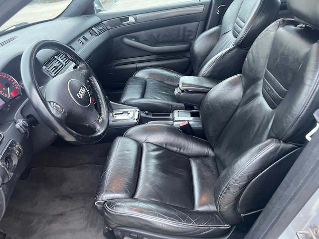 Audi s6 - 2005 - afbeelding 8 van  26