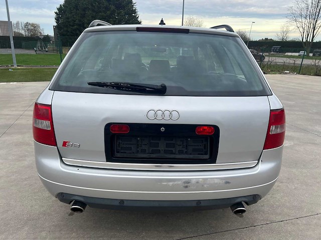 Audi s6 - 2005 - afbeelding 24 van  26