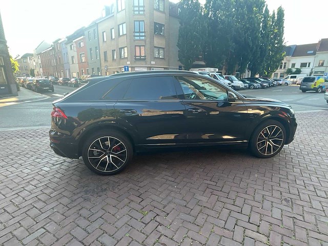 Audi sq8 bedrijfswagen - afbeelding 15 van  18
