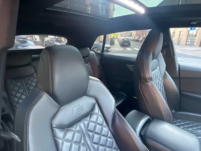 Audi sq8 bedrijfswagen - afbeelding 20 van  42