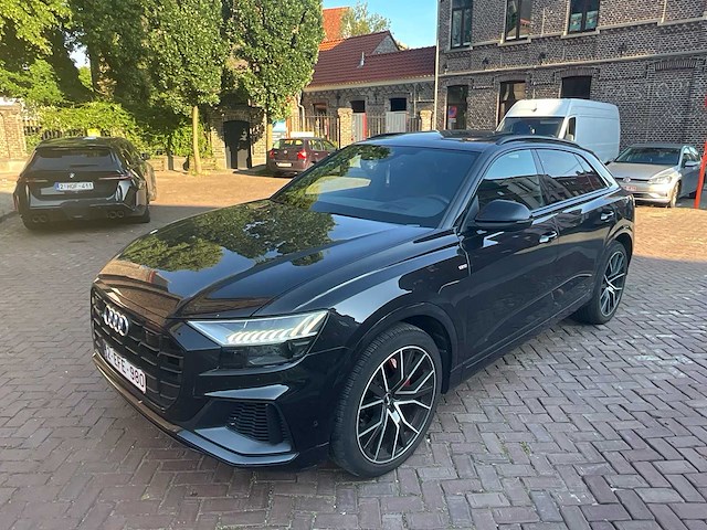 Audi sq8 bedrijfswagen - afbeelding 1 van  15