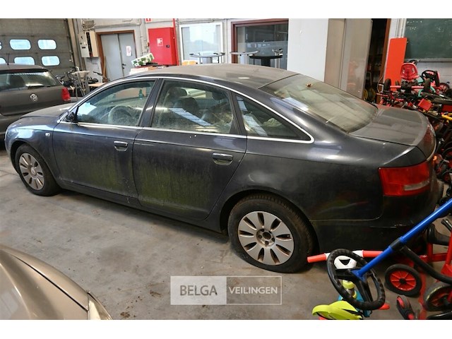 Audi - afbeelding 3 van  9