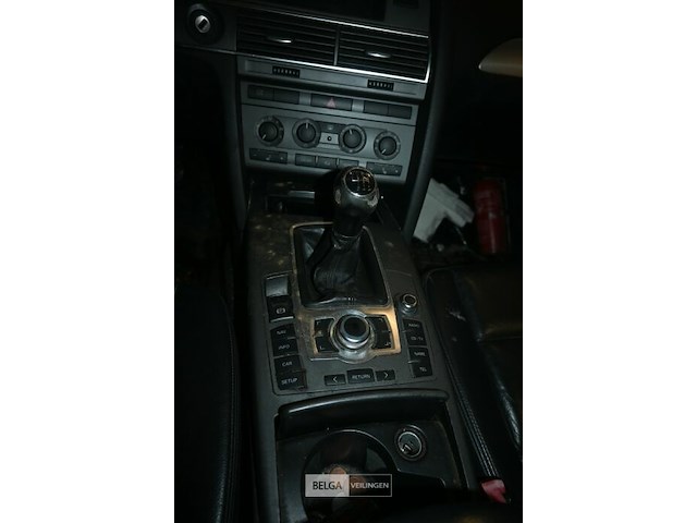 Audi - afbeelding 6 van  9