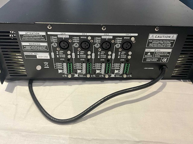 Audio pole multi 400 versterker - afbeelding 4 van  4