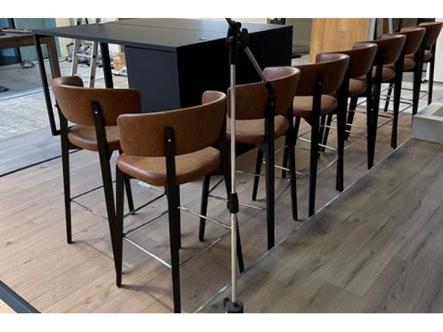 Audio rack met inhoud - afbeelding 8 van  8