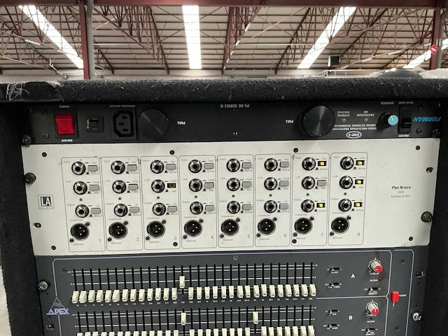 Audio rack - afbeelding 3 van  4