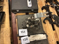 Audipack 392667 projector mount 50kg - afbeelding 1 van  2