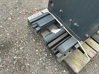 Auramo hydraulische balenklem - afbeelding 5 van  6