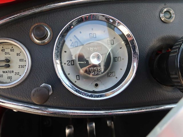 Austin healey - 100/6 - classic cars >15 - afbeelding 38 van  57