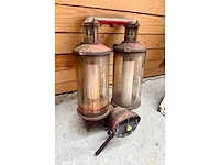 Authentic satam brandstofpomp uit de jaren 30 – dubbel glazen bolmodel - afbeelding 4 van  5