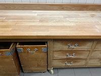 Authentieke bakkerij werkbank - massief - afbeelding 4 van  9