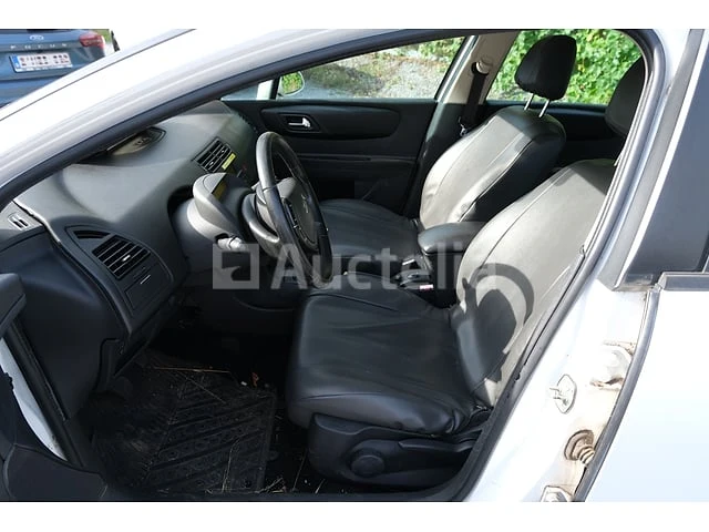 Auto citroën c4 (2007-83,875 km-vin:vf7lcnfuc74687777) - afbeelding 9 van  39