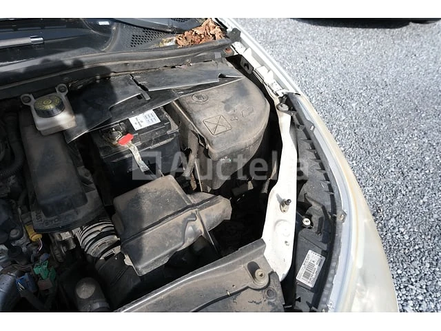 Auto citroën c4 (2007-83,875 km-vin:vf7lcnfuc74687777) - afbeelding 29 van  39
