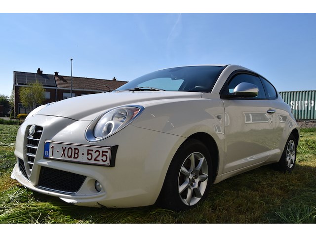 Auto dubbel gebruik alfa romeo mito (2011 / zar 955 000 01 137 015) - afbeelding 2 van  31
