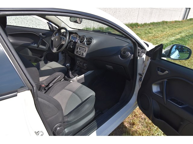 Auto dubbel gebruik alfa romeo mito (2011 / zar 955 000 01 137 015) - afbeelding 15 van  31