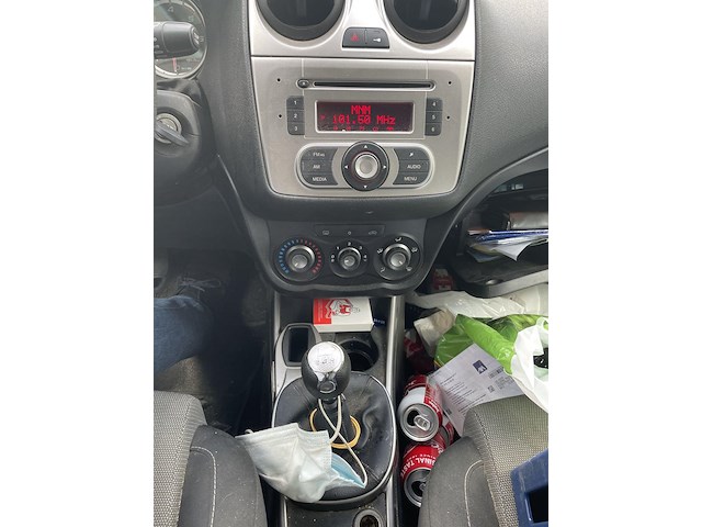 Auto dubbel gebruik alfa romeo mito (2011 / zar 955 000 01 137 015) - afbeelding 19 van  31