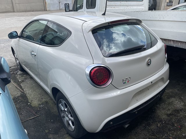 Auto dubbel gebruik alfa romeo mito (2011 / zar 955 000 01 137 015) - afbeelding 22 van  31