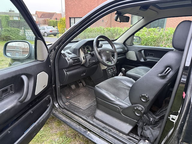 Auto dubbel gebruik landrover freelander 1 - td4 (2005 / sal lnf ae8 6a 806 678) - afbeelding 22 van  24