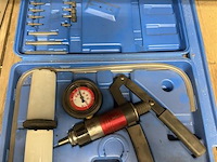 Auto gereedschap - afbeelding 1 van  4