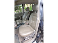 Auto hyundai santa fe 2.4 - 4wd (2004-240.672 km-vin:kmhsc81bp4u664679) - afbeelding 7 van  46