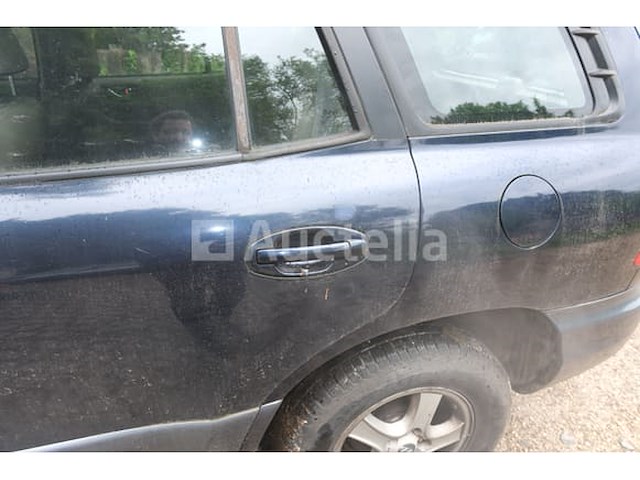 Auto hyundai santa fe 2.4 - 4wd (2004-240.672 km-vin:kmhsc81bp4u664679) - afbeelding 25 van  46