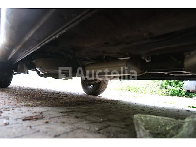 Auto hyundai santa fe 2.4 - 4wd (2004-240.672 km-vin:kmhsc81bp4u664679) - afbeelding 28 van  46