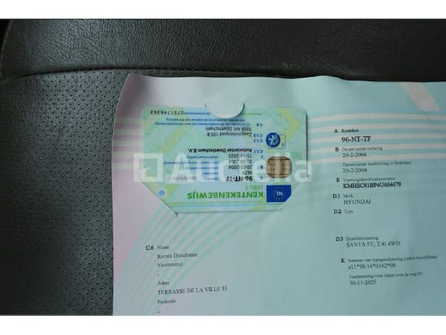 Auto hyundai santa fe 2.4 - 4wd (2004-240.672 km-vin:kmhsc81bp4u664679) - afbeelding 31 van  46