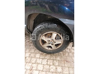 Auto hyundai santa fe 2.4 - 4wd (2004-240.672 km-vin:kmhsc81bp4u664679) - afbeelding 32 van  46