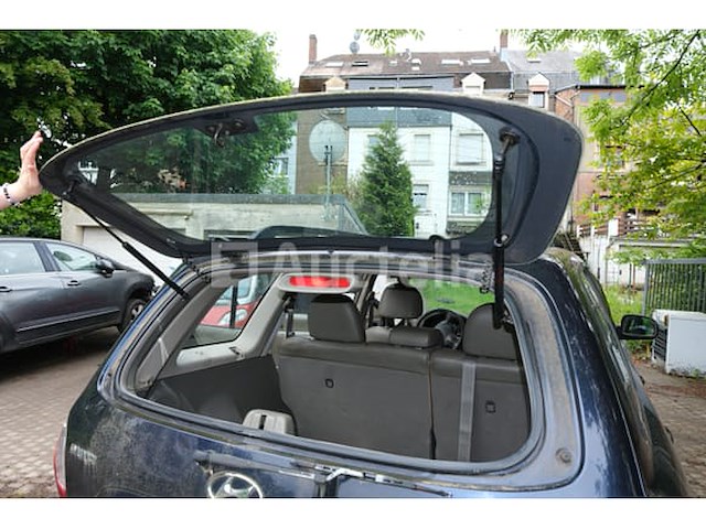 Auto hyundai santa fe 2.4 - 4wd (2004-240.672 km-vin:kmhsc81bp4u664679) - afbeelding 38 van  46