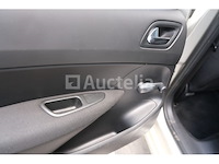 Auto (inbeslagname op de weg) peugeot 308 - afbeelding 10 van  61