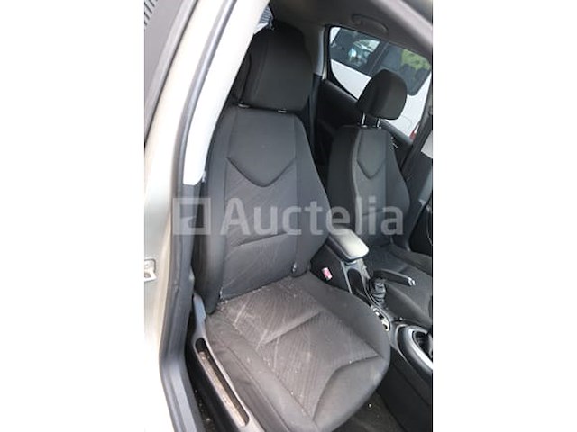 Auto (inbeslagname op de weg) peugeot 308 - afbeelding 25 van  61