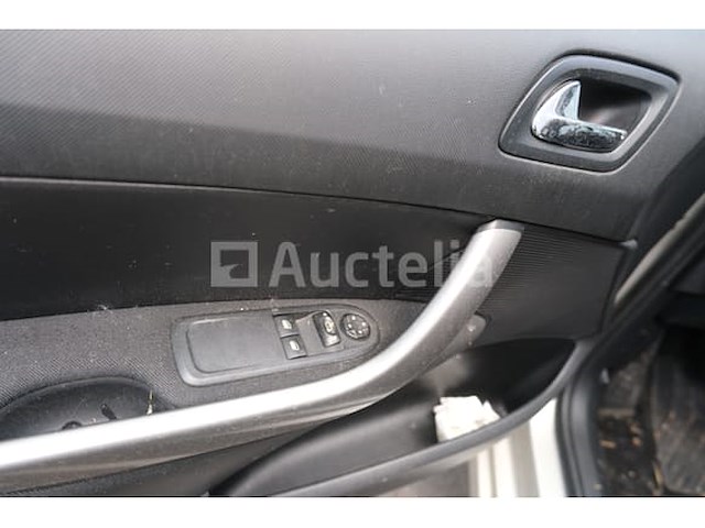 Auto (inbeslagname op de weg) peugeot 308 - afbeelding 47 van  61