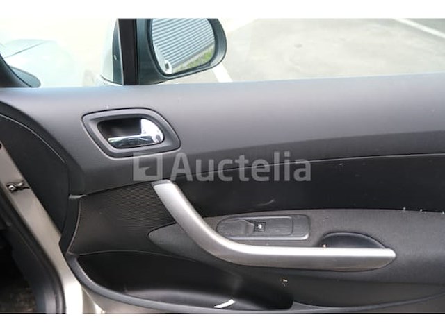 Auto (inbeslagname op de weg) peugeot 308 - afbeelding 48 van  61