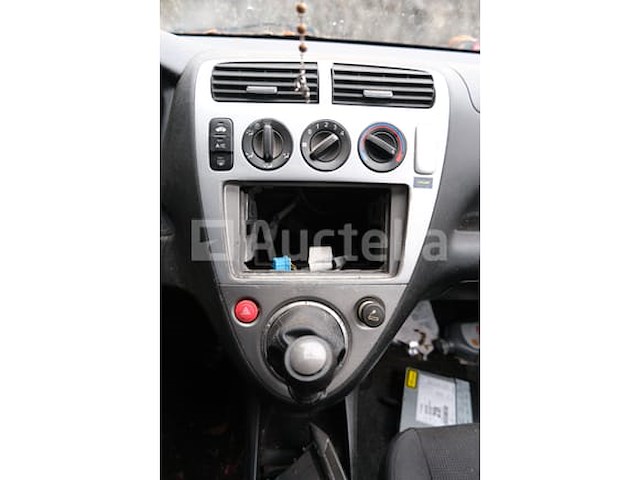 Auto (inbeslagname op straat) honda civic ctdi (2004-vin:shheu97504u203394) - afbeelding 2 van  46