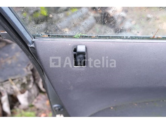 Auto (inbeslagname op straat) honda civic ctdi (2004-vin:shheu97504u203394) - afbeelding 25 van  46