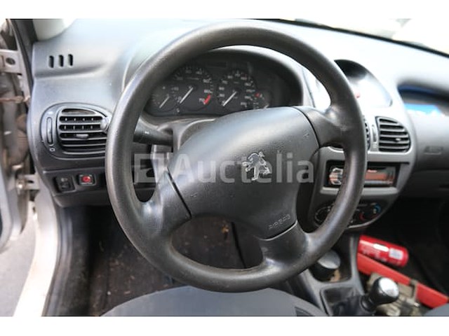 Auto (inbeslagname op straat) peugeot 206 - afbeelding 2 van  60