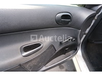 Auto (inbeslagname op straat) peugeot 206 - afbeelding 11 van  60