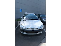 Auto (inbeslagname op straat) peugeot 206 - afbeelding 12 van  60