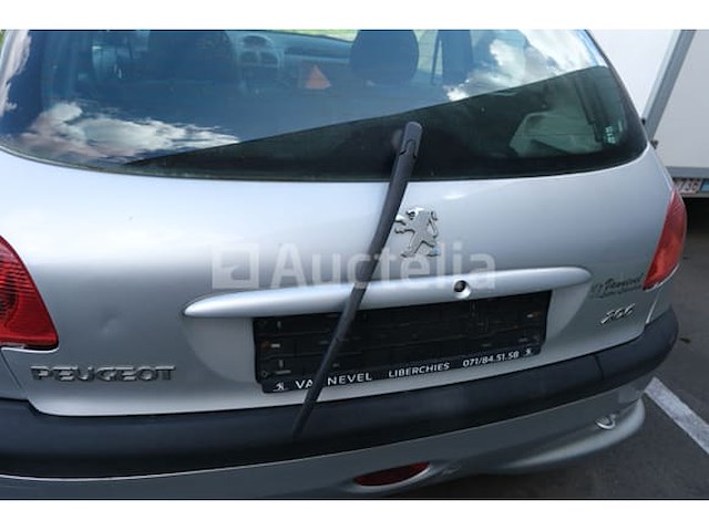 Auto (inbeslagname op straat) peugeot 206 - afbeelding 32 van  60