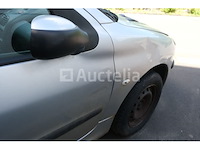 Auto (inbeslagname op straat) peugeot 206 - afbeelding 40 van  60