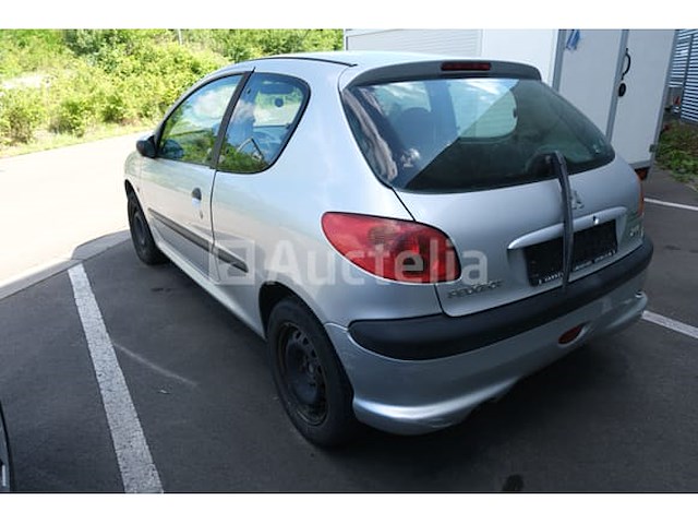 Auto (inbeslagname op straat) peugeot 206 - afbeelding 45 van  60